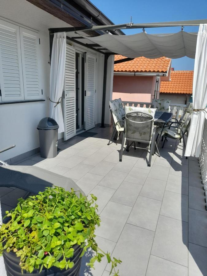 Apartment Bicanic Vir Eksteriør billede